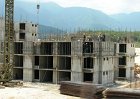 The WTF Aluminum Concrete Forms System is erected by unskilled labor and without the need of hoisting cranes. The largest component weight is not more than 32kgs (70 lbs). This enables a single worker to handle the aluminum concrete forms components. The forms and other sections are secured and fixed with steel pins and wedges with steel formwork ties.